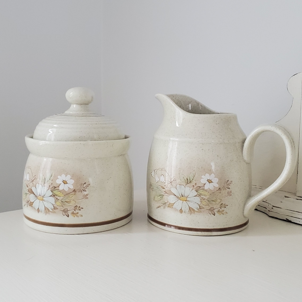 Royal Doulton Creamer & Sugar Bowl